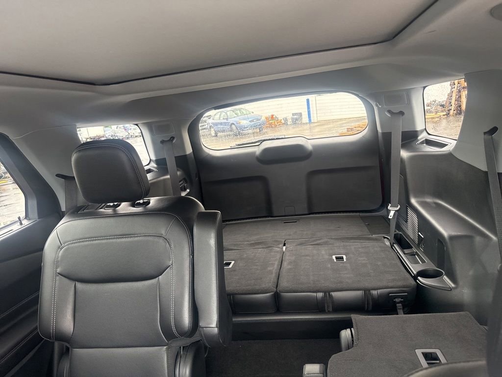 Certified 2023 Ford Explorer Limited w/ Equipment Group 301A AWD/4WD image 5