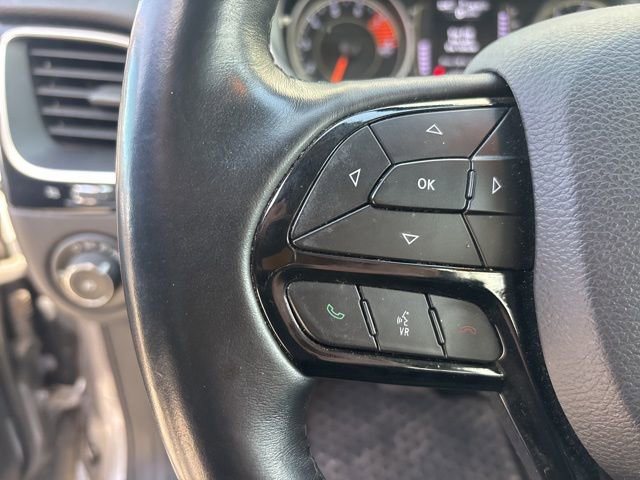 Used 2019 Jeep Cherokee Altitude image 18