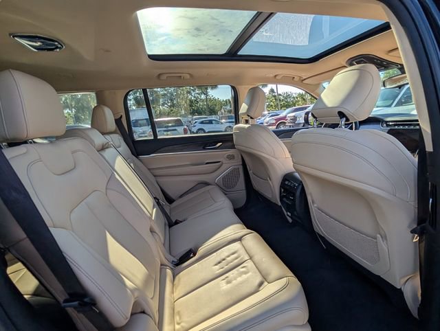 Used 2021 Jeep Grand Cherokee L Limited RWD image 15