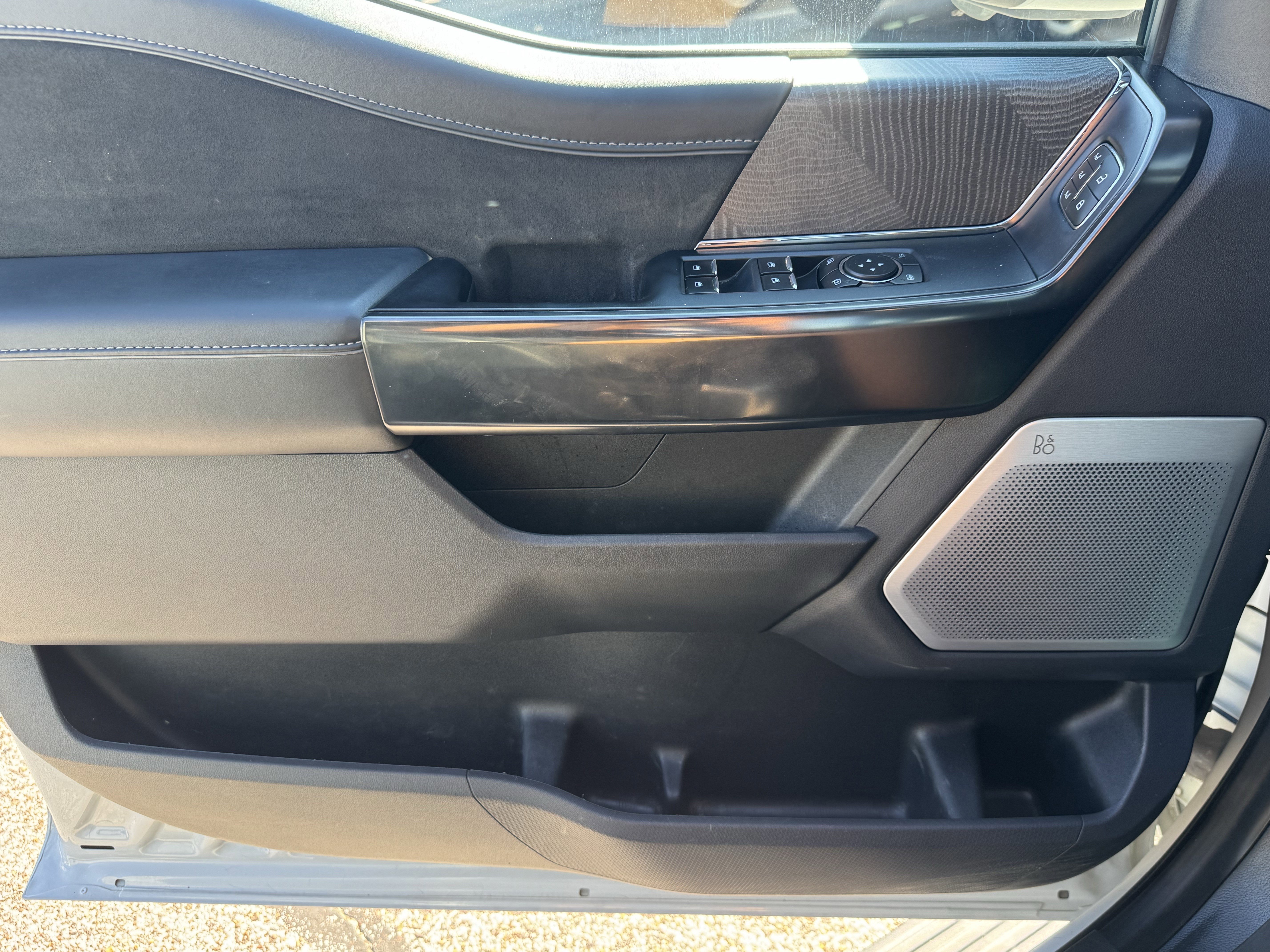 Certified 2023 Ford F150 Platinum w/ Equipment Group 701A High image 15