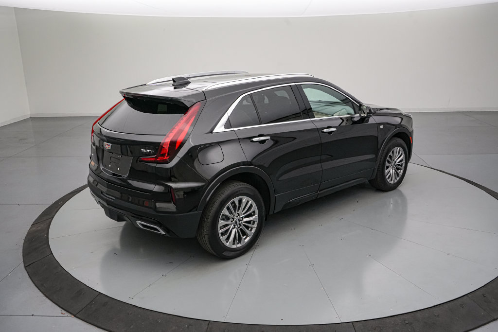 Used 2024 Cadillac XT4 Premium Luxury w/ Active Safety Package AWD/4WD image 4