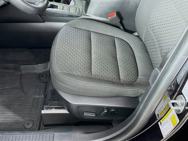 Certified 2023 Ford Escape Active AWD/4WD image 26