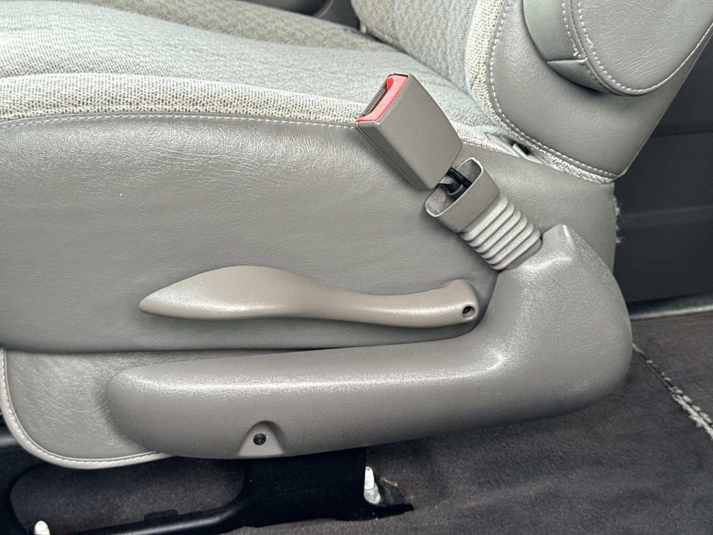 Used 2019 Chevrolet Express 2500 LT w/ LT Preferred Equipment Group image 25