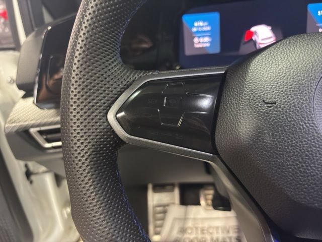 Used 2022 Volkswagen Golf R AWD/4WD image 28
