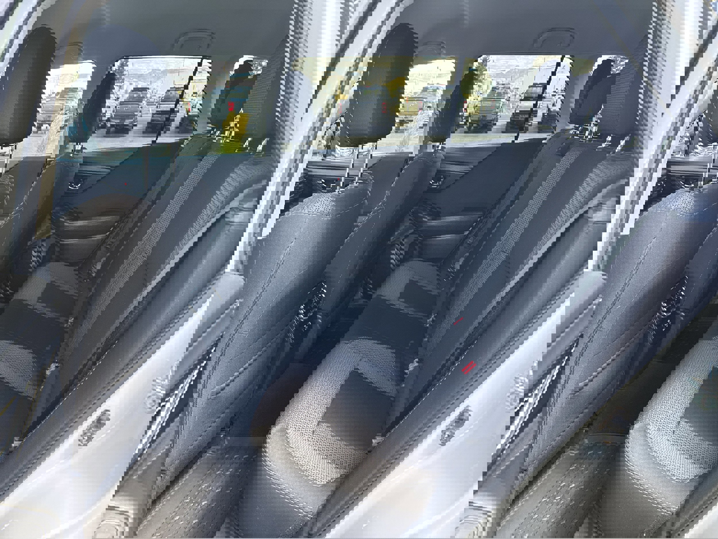 Used 2023 Subaru Outback Premium image 9