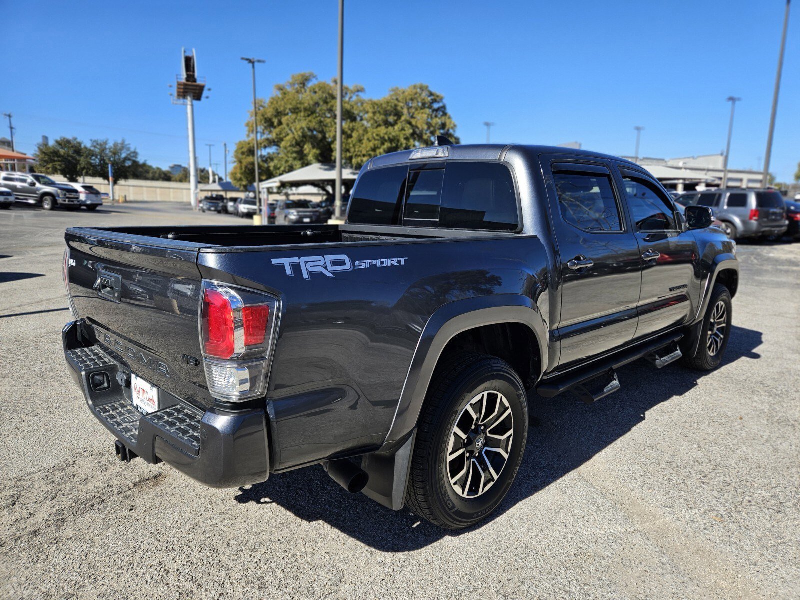 Used 2023 Toyota Tacoma TRD Sport image 3