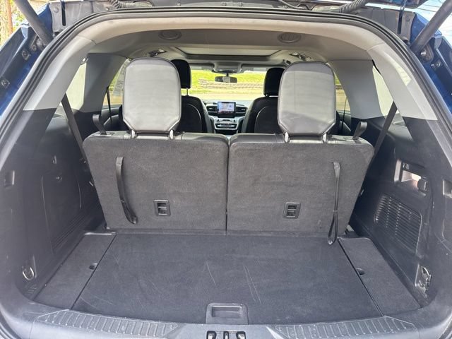Certified 2022 Ford Explorer XLT w/ Equipment Group 202A AWD/4WD image 45