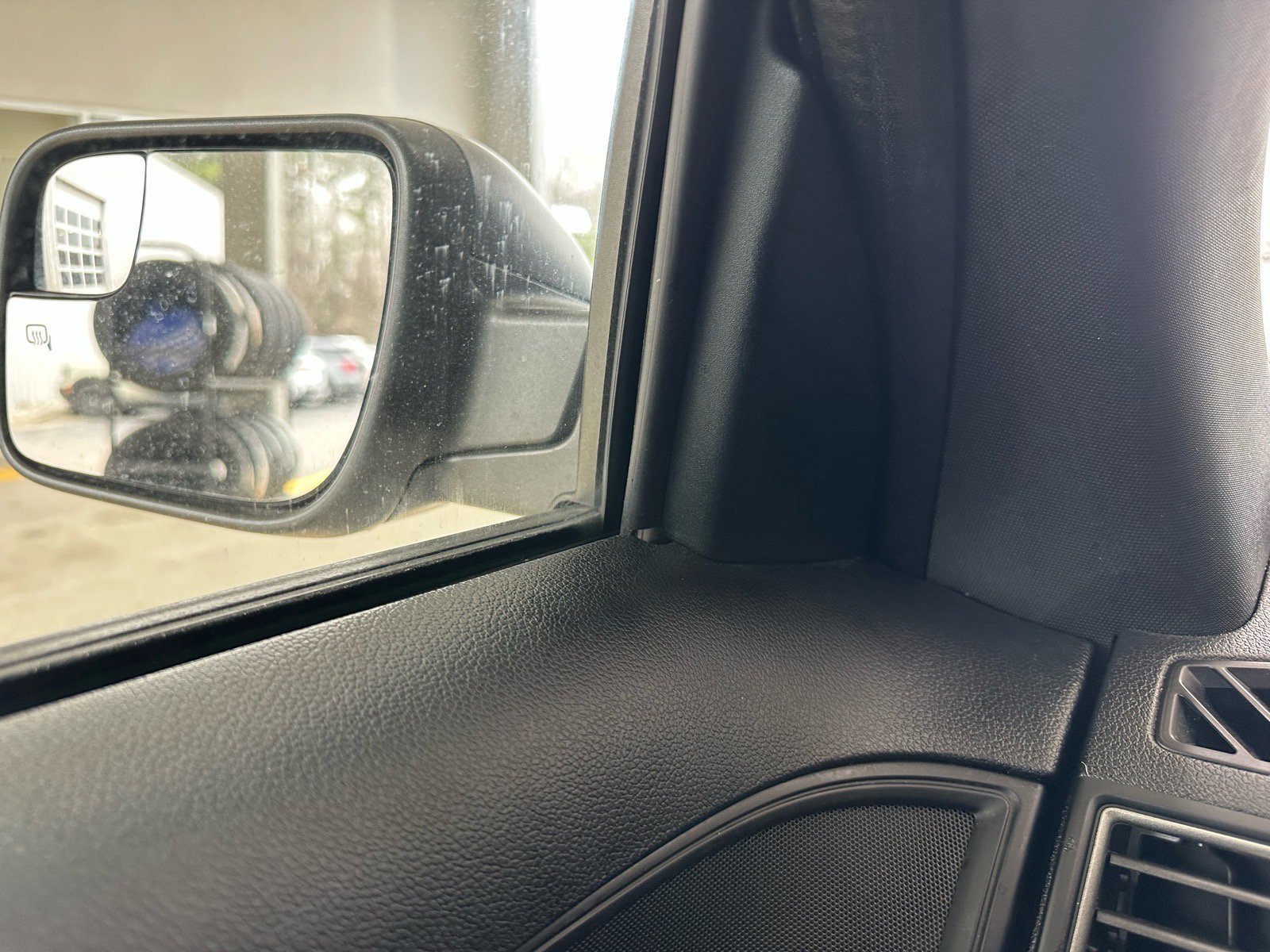 Certified 2019 Ford Explorer FWD image 34