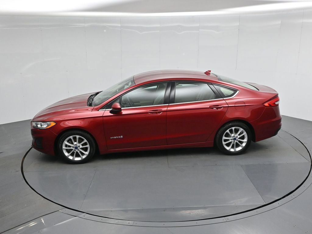 Certified 2019 Ford Fusion SE image 22