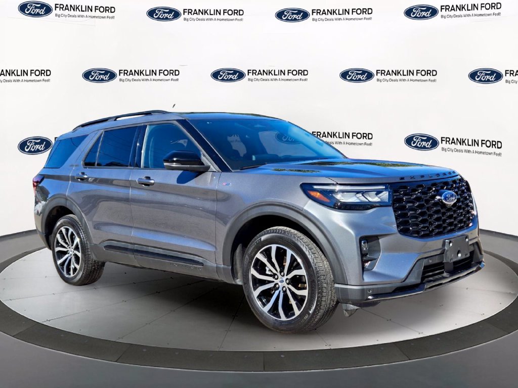 Certified 2025 Ford Explorer ST-Line AWD/4WD image 7