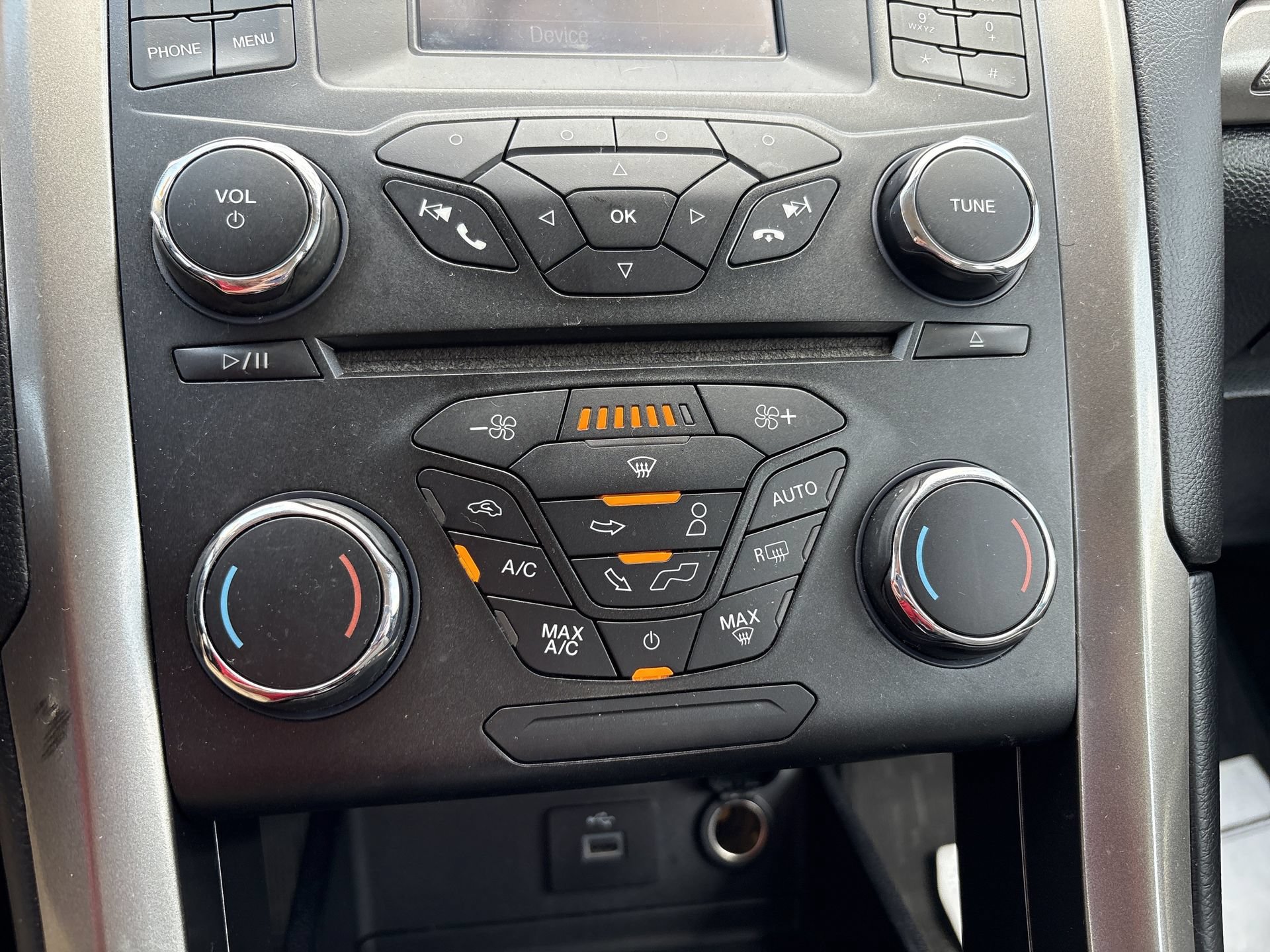 Certified 2018 Ford Fusion S FWD image 6