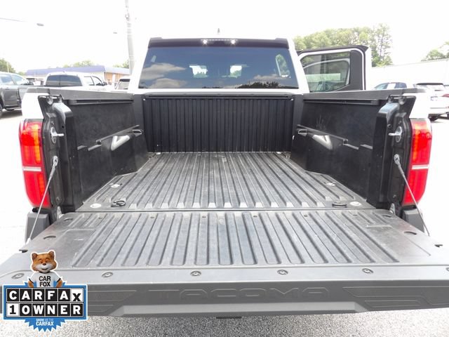 Used 2024 Toyota Tacoma SR AWD/4WD image 21