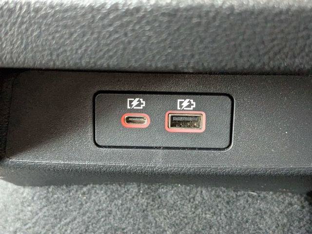 Used 2024 Nissan Altima 2.0 SR FWD image 14