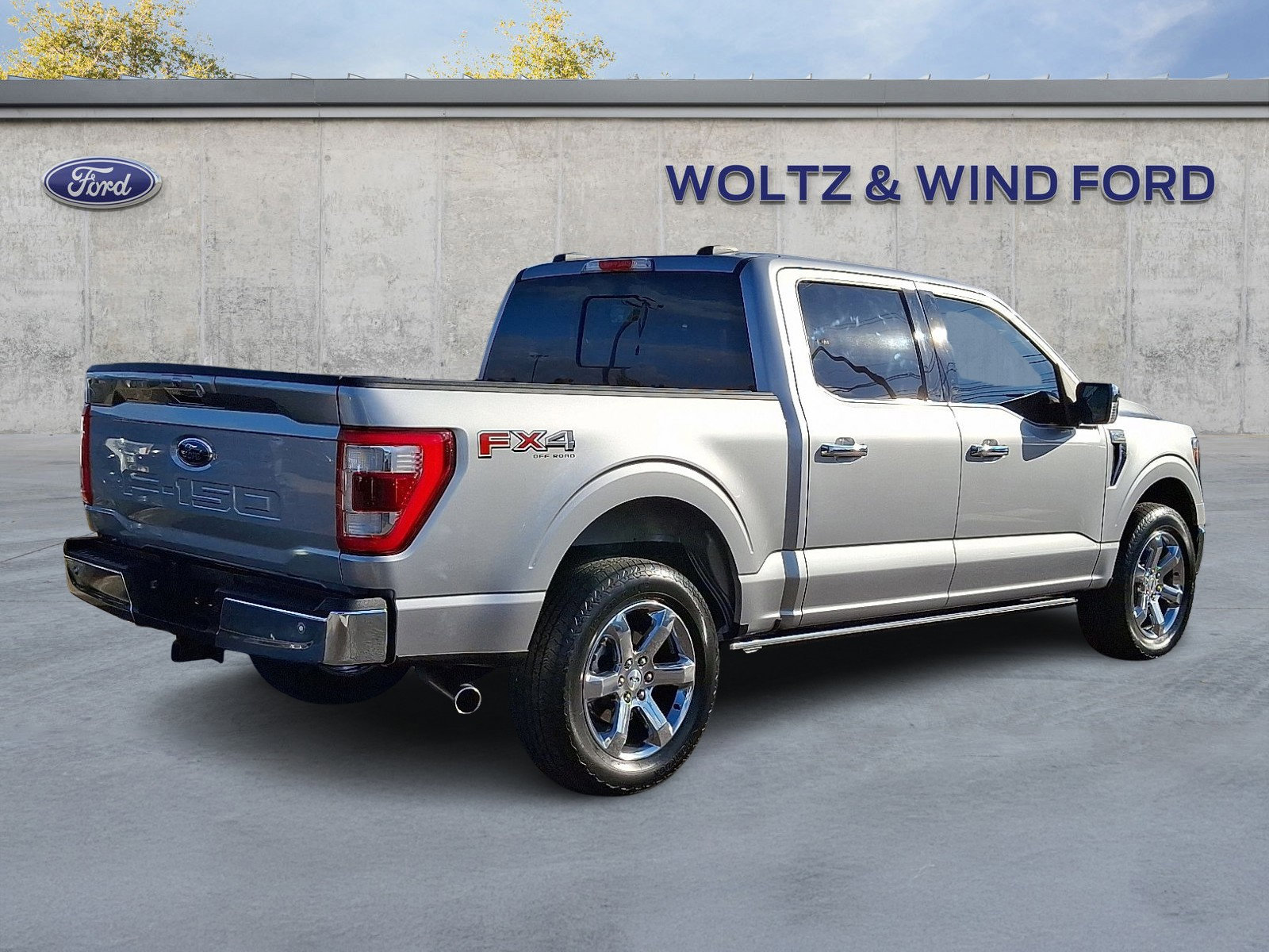 Certified 2021 Ford F150 Lariat w/ Equipment Group 502A High image 4