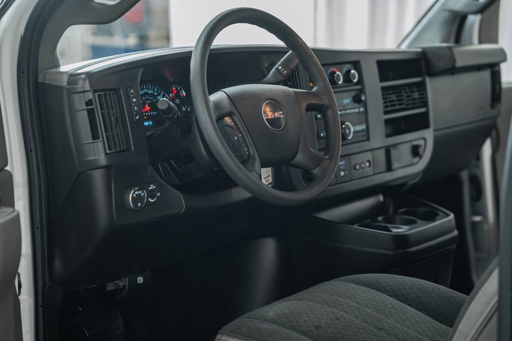Used 2024 GMC Savana 2500 w/ Driver Convenience Package image 25
