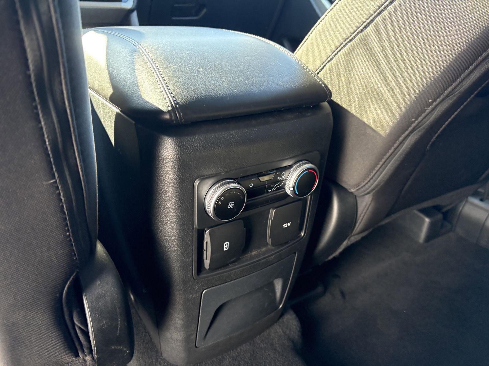 Certified 2023 Ford Explorer XLT w/ Class IV Trailer Tow Package image 18