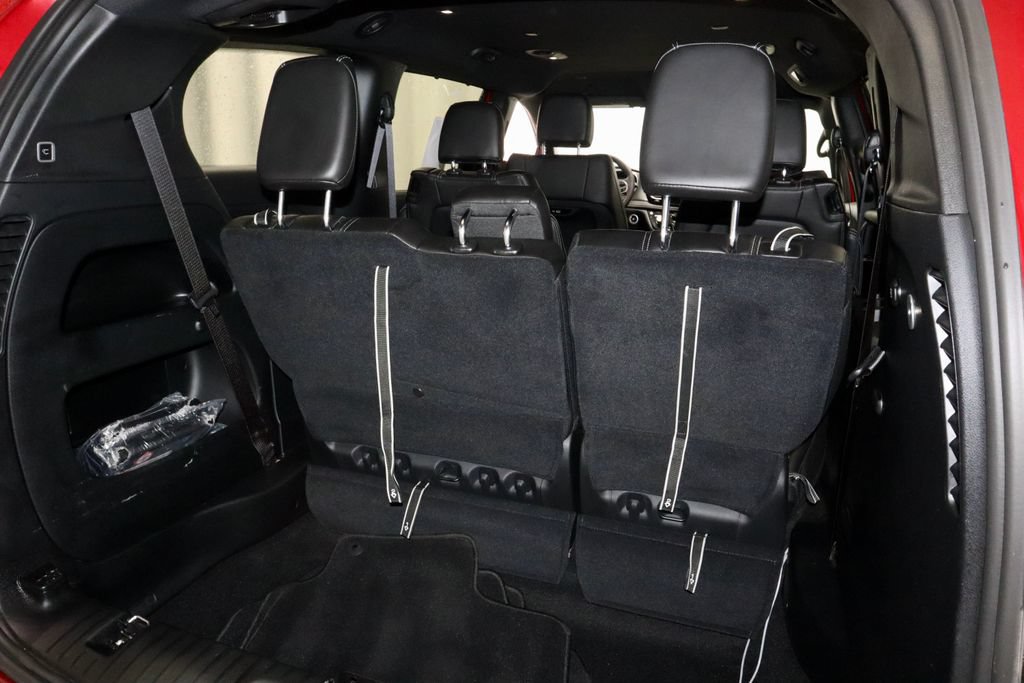 Used 2025 Chrysler Pacifica Select FWD image 12