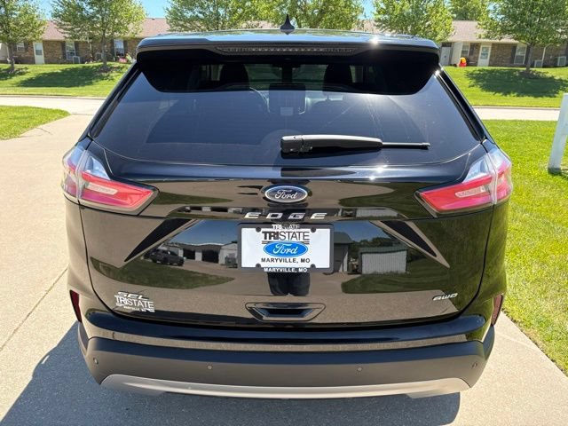 Certified 2024 Ford Edge SEL w/ Convenience Package AWD/4WD image 5