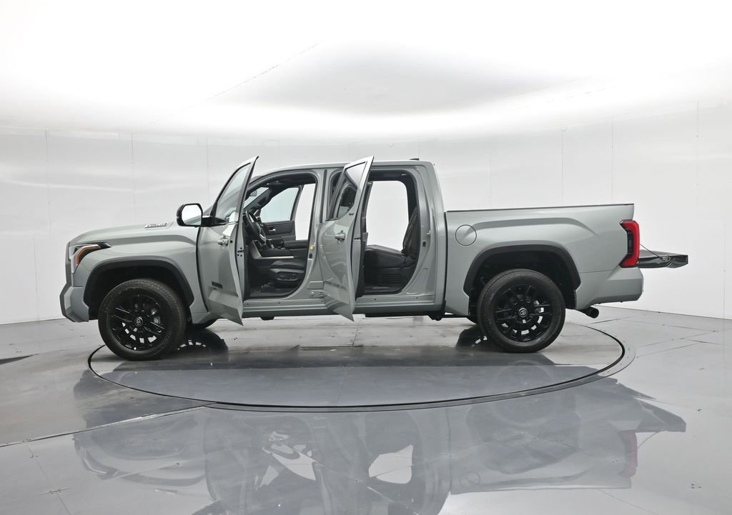 Used 2025 Toyota Tundra Limited image 63