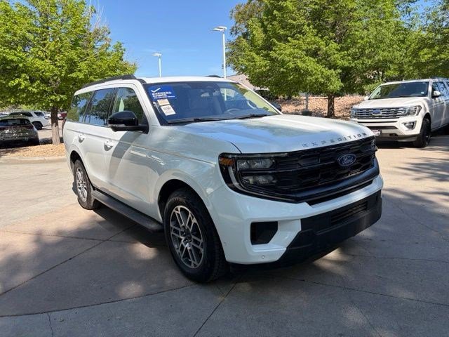 Certified 2025 Ford Expedition Active AWD/4WD image 8