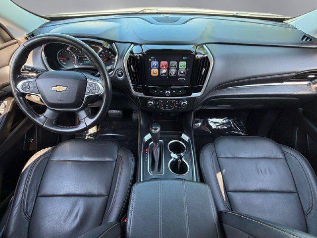 Used 2019 Chevrolet Traverse LT FWD image 3