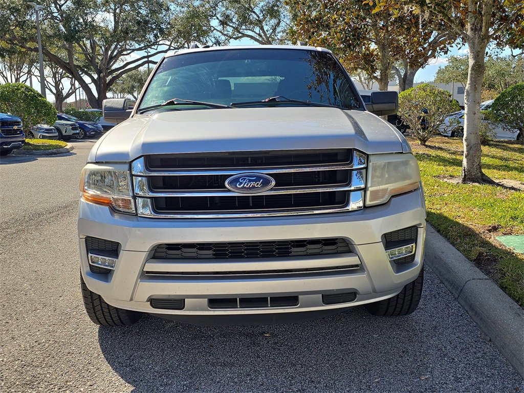 Certified 2017 Ford Expedition XLT w/ Equipment Group 202A image 5