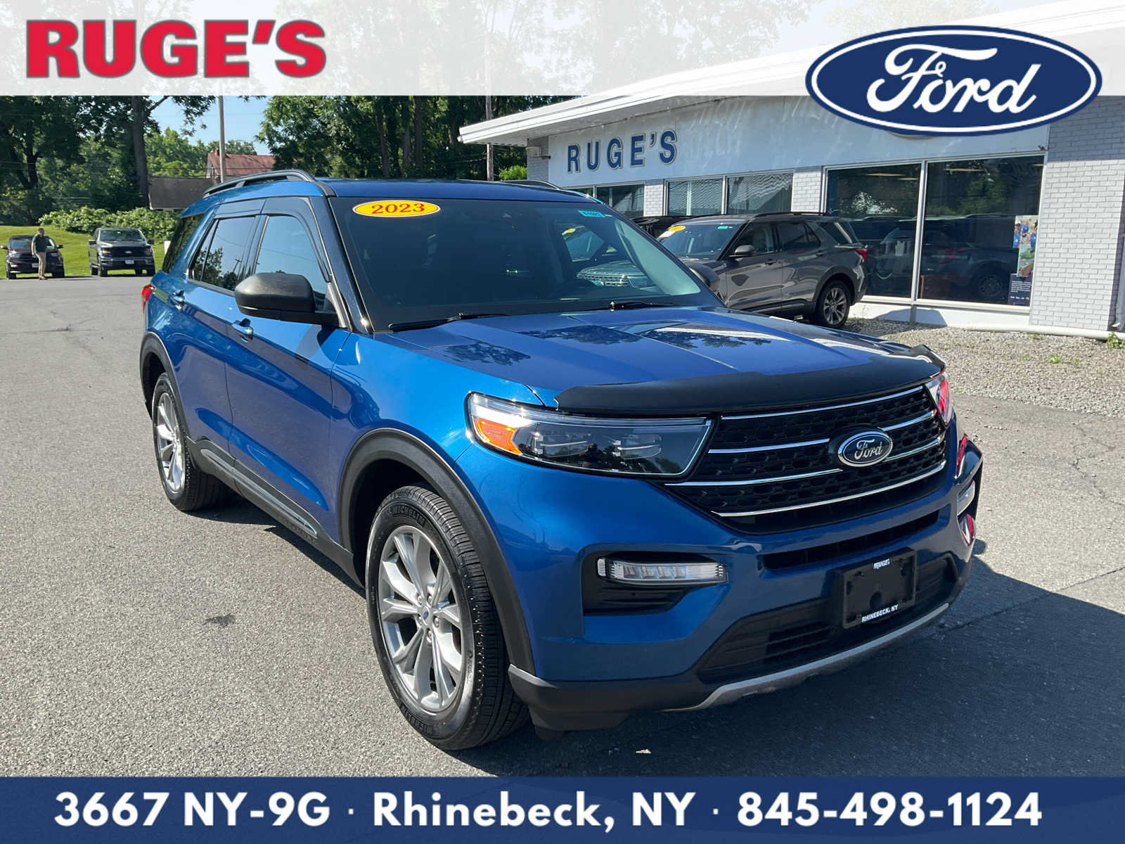 Certified 2023 Ford Explorer XLT w/ Equipment Group 202A AWD/4WD image 1