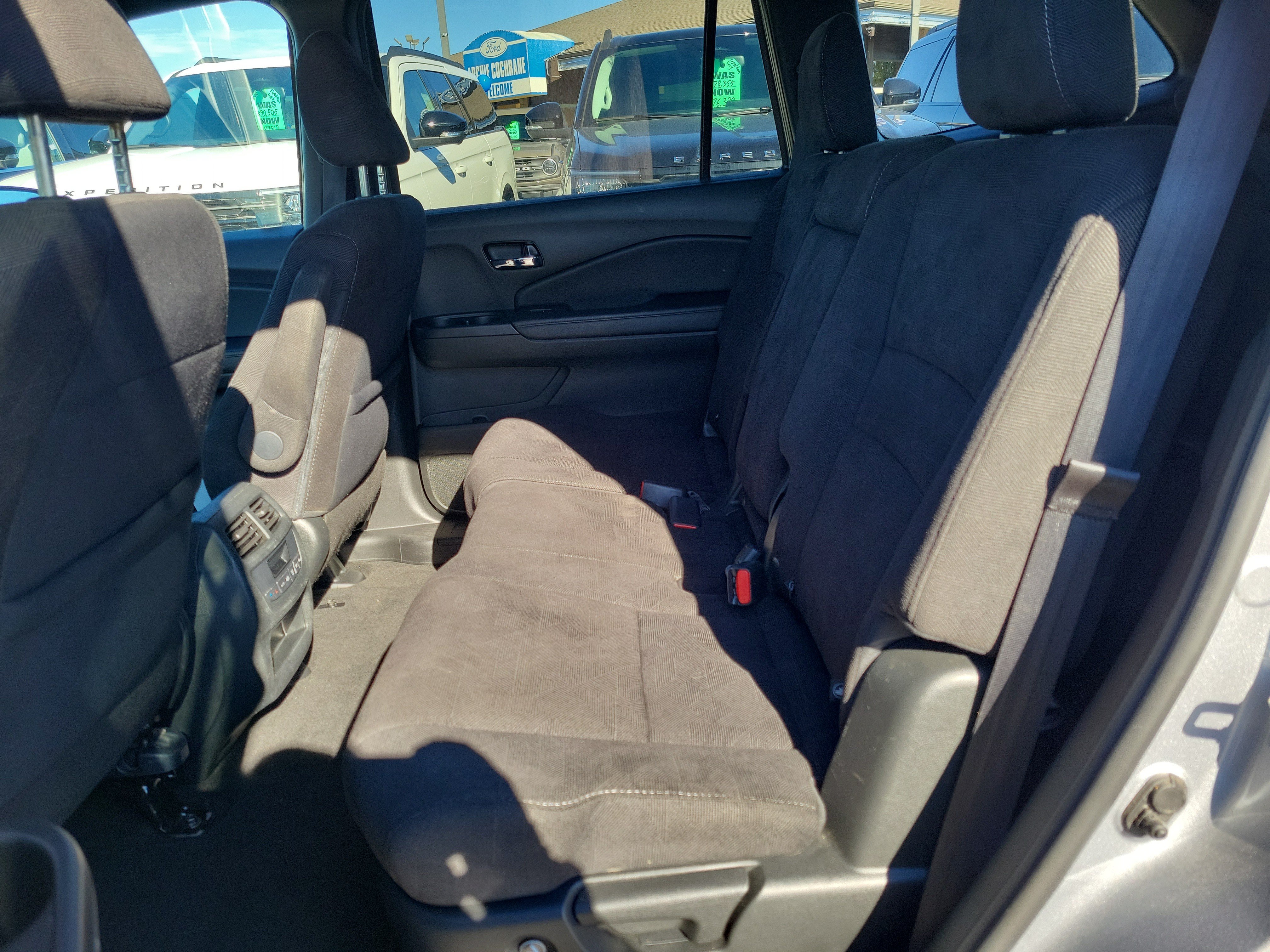 Used 2022 Honda Pilot Sport image 12
