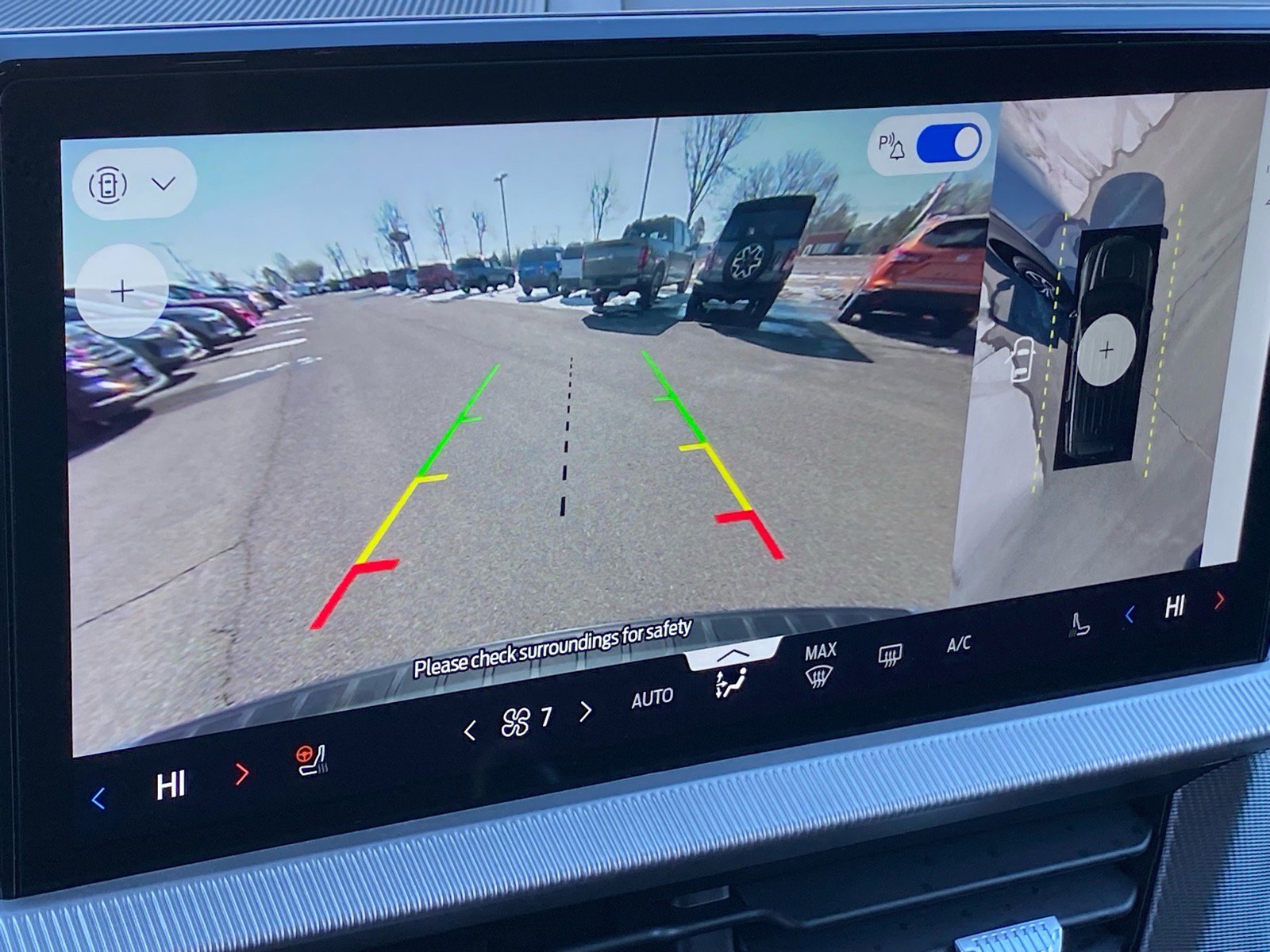 Certified 2025 Ford Explorer ST-Line image 17