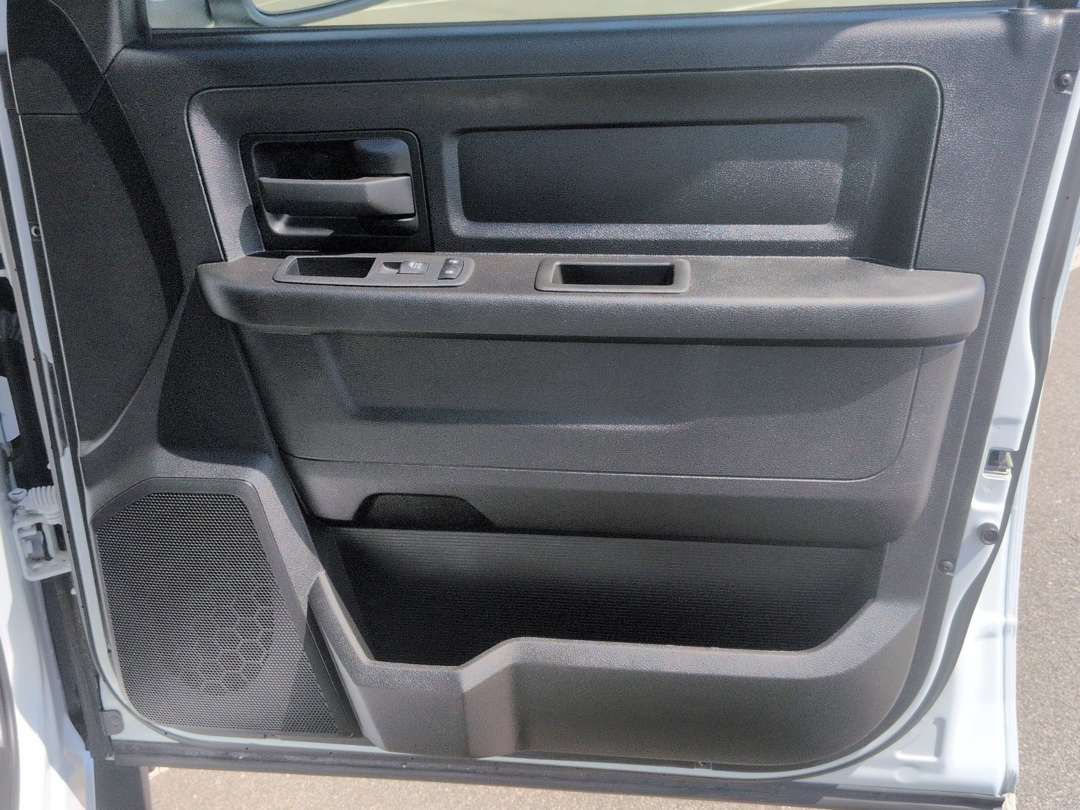 Used 2023 RAM 1500 Tradesman w/ Chrome Appearance Group AWD/4WD image 33
