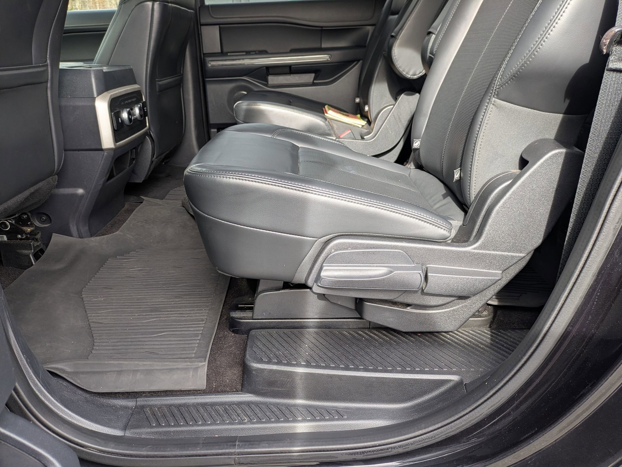 Certified 2022 Ford Expedition Max XLT image 27