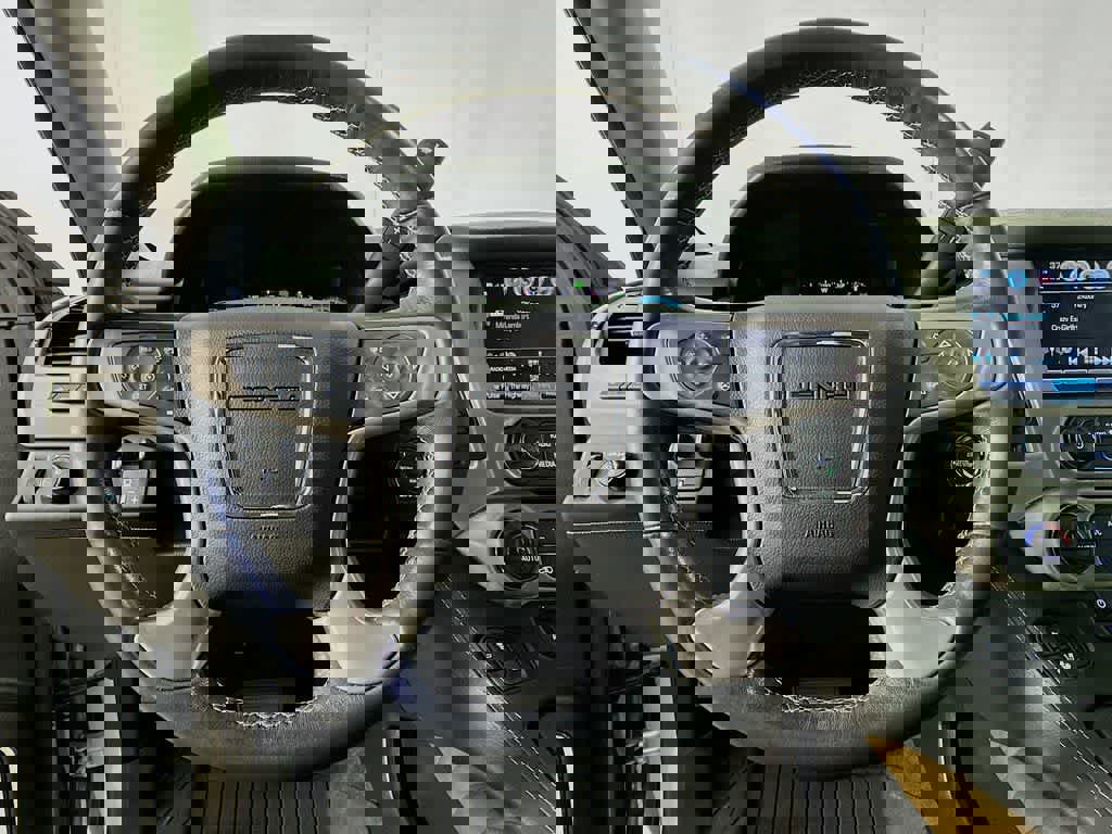 Used 2019 GMC Yukon Denali w/ Open Road Package image 19