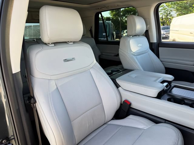 Certified 2025 Ford Expedition Platinum w/ Driver's Package AWD/4WD image 12