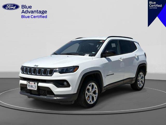 Used 2024 Jeep Compass Latitude AWD/4WD image 1