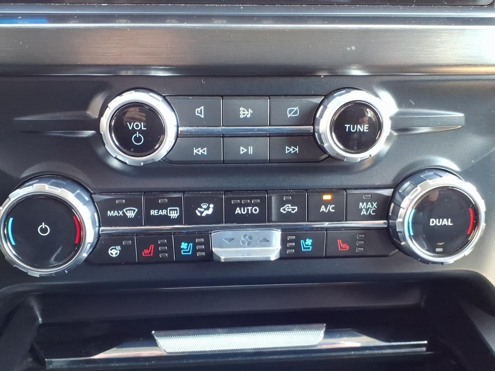 Certified 2023 Ford F250 Lariat AWD/4WD image 28