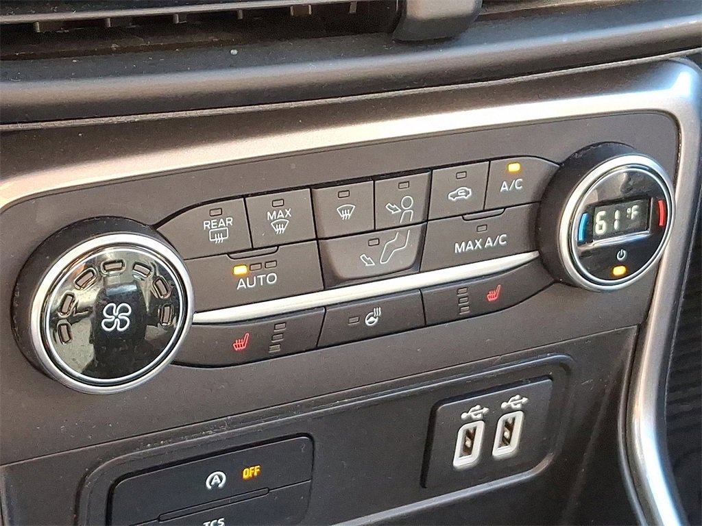 Certified 2022 Ford EcoSport SES w/ Interior Protection Package image 17