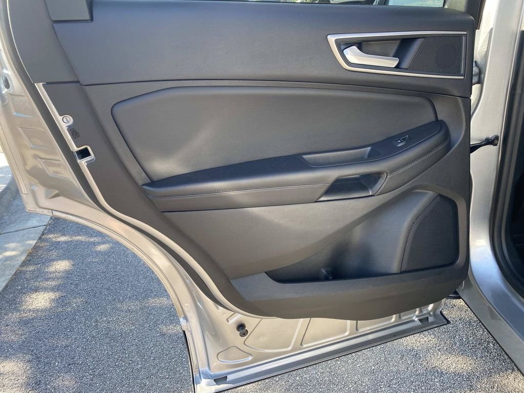 Certified 2024 Ford Edge SEL AWD/4WD image 13