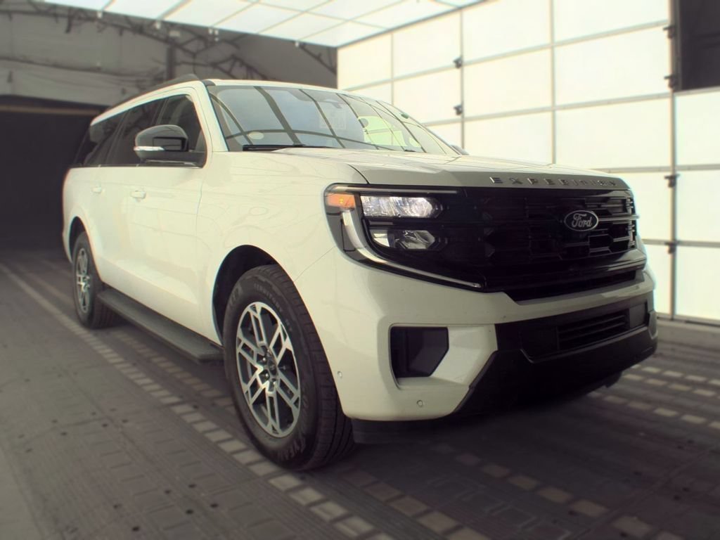 Certified 2025 Ford Expedition Max Active RWD image 2