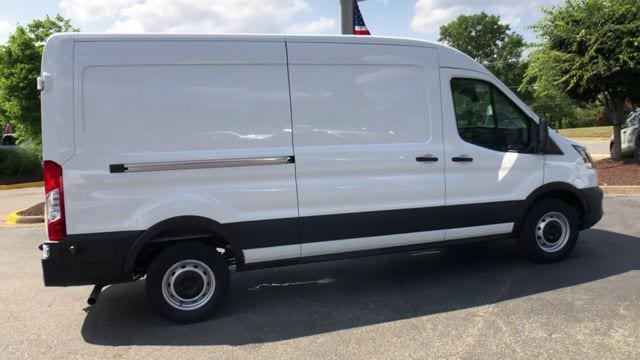 Certified 2023 Ford Transit 250 Medium Roof RWD video 2