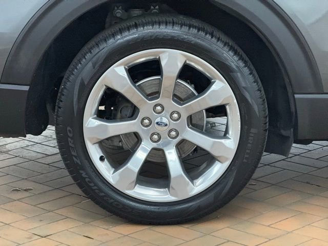 Certified 2020 Ford Explorer Platinum w/ Premium Technology Package image 10