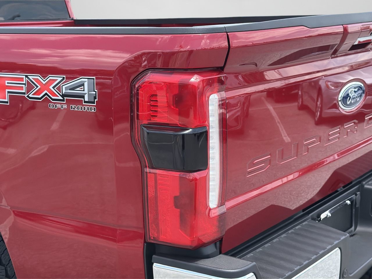 Certified 2024 Ford F250 Lariat w/ Chrome Package AWD/4WD image 7
