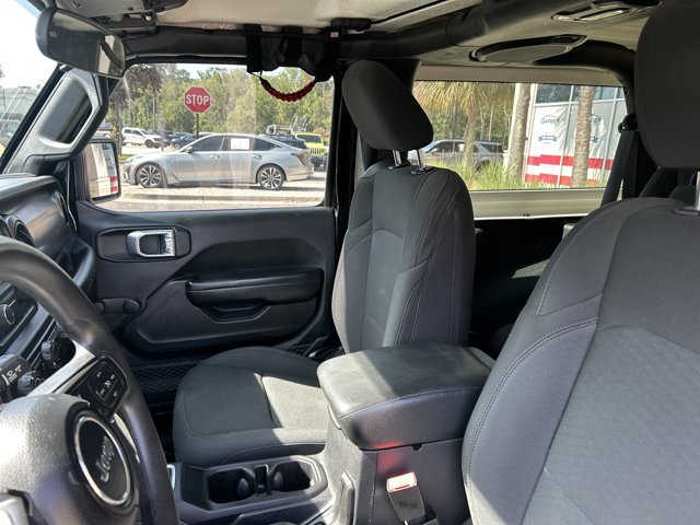 Used 2020 Jeep Wrangler Sport AWD/4WD image 18