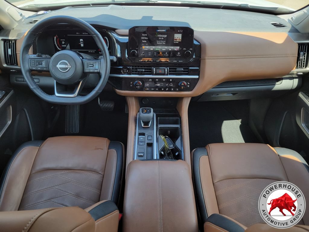 Used 2025 Nissan Pathfinder Platinum w/ Lighting Package (N92) FWD image 20