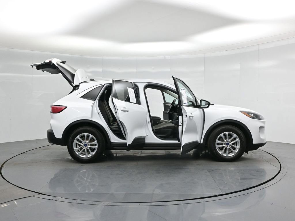 Certified 2022 Ford Escape SE w/ Convenience Package image 32