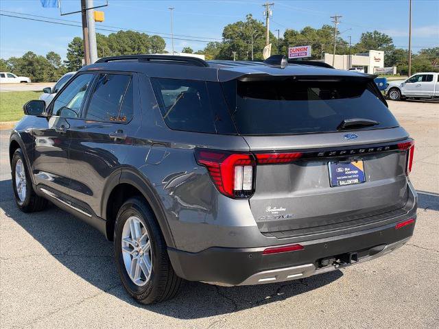 Certified 2025 Ford Explorer Active w/ Active Comfort Package RWD image 7