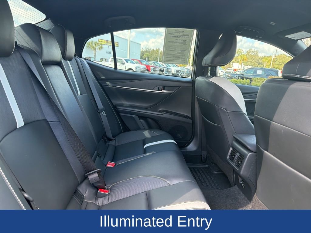 Used 2025 Toyota Camry SE w/ Multimedia Upgrade Package image 27
