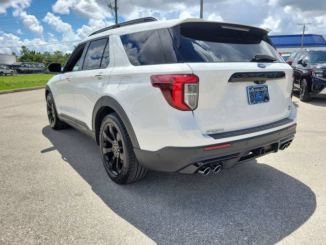 Certified 2021 Ford Explorer ST w/ Equipment Group 401A AWD/4WD image 4