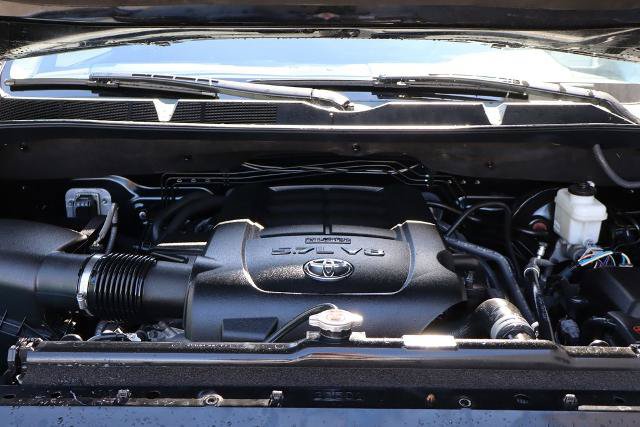 Used 2021 Toyota Tundra SR5 w/ TRD Off-Road Package AWD/4WD image 28