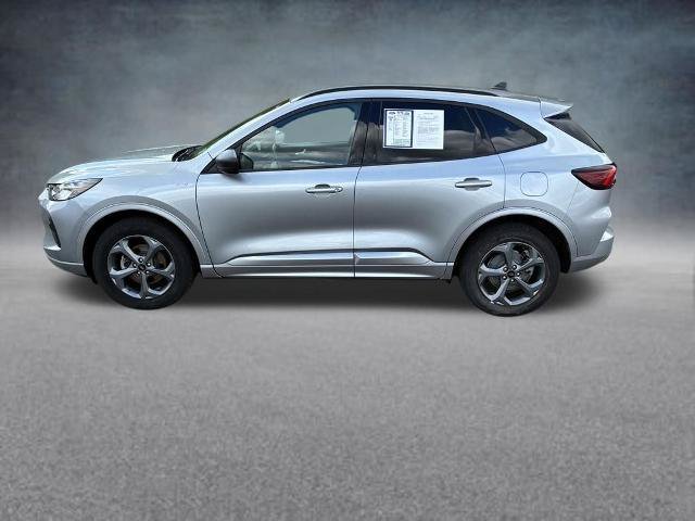 Certified 2024 Ford Escape ST-Line AWD/4WD image 2
