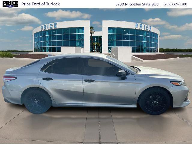 Used 2019 Toyota Camry LE image 4